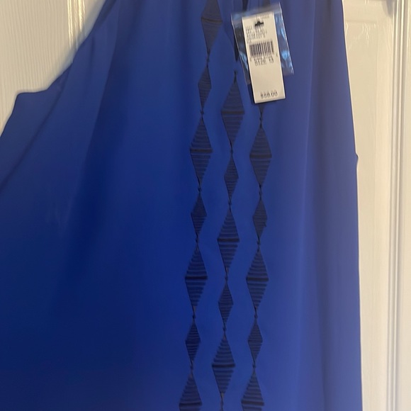 NWT Apt 9 sleeveless keyhole opening shirt in royal blue size XL - Picture 5 of 10